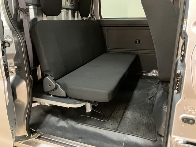 ハイゼットカーゴデッキバンＧ　ＳＡIII　２ＷＤ／４ＡＴ／走行０．２万キロ走行０．２万キロ／車検整備付き／２ＷＤ／４ＡＴ／衝突軽減ブレーキ／純正ＣＤステレオ／ＬＥＤヘッドライト／フォグランプ／電動格納式ドアミラー（大阪府）の中古車
