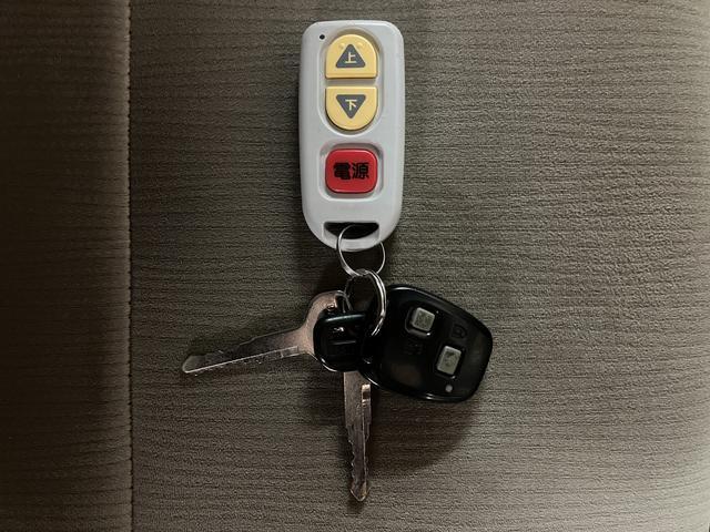 アトレーワゴンスローパーリヤシートレスＯＨ　ナビ／バックカメラ／ＥＴＣ車検整備付き／走行８．１万キロ／電動ウインチ／ナビ／バックカメラ／ＥＴＣ／平成２７年式／ＥＴＣ／オートエアコン／（大阪府）の中古車
