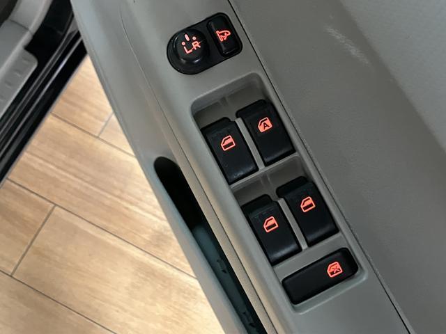 ムーヴコンテＧ　ＮＡＶＩ／１年間走行距離無制限保証／バックカメラ／ＥＴＣナビ／バックカメラ／スマートキー／オートエアコン／フォグランプ／ＥＴＣ／アイドリングストップ／スペアタイヤ／助手席シートアンダートレイ／１年間走行距離無制限保証／（大阪府）の中古車
