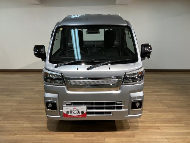 ハイゼットトラックハイルーフ　２ＷＤ／ＣＶＴ／走行０．６万キロ／キーフリー令和５年式／走行０．６万キロ／フロントガーニッシュ／オーディオレス／ゲートプロテクター／テールゲートチェーン／キーフリー／パワーウィンド／電動格納式ドアミラー／オートライト（大阪府）の中古車