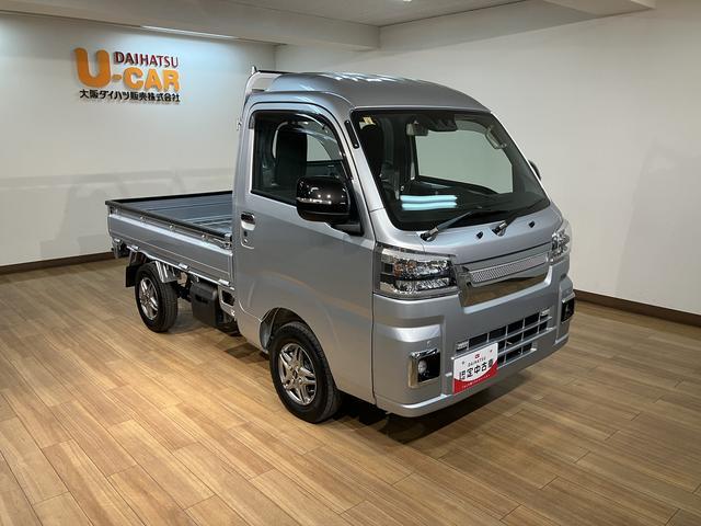 ハイゼットトラックハイルーフ　２ＷＤ／ＣＶＴ／走行０．６万キロ／キーフリー令和５年式／走行０．６万キロ／フロントガーニッシュ／オーディオレス／ゲートプロテクター／テールゲートチェーン／キーフリー／パワーウィンド／電動格納式ドアミラー／オートライト（大阪府）の中古車