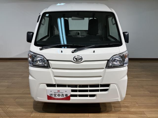 ハイゼットトラックハイルーフ／４ＷＤ／４ＡＴ／走行１．４万キロ／１年保証／４ＷＤ／４ＡＴ／走行１．４万キロ／パワーウインドウ／キーレス／エアコン／パワステ／ＦＭ＆ＡＭラジオ／１年間走行距離無制限保証／ゲートプロテクター／（大阪府）の中古車