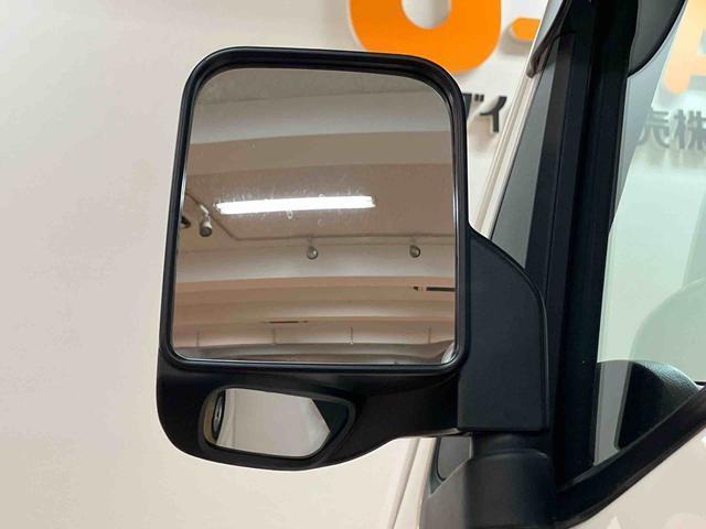 ハイゼットトラックハイルーフ／４ＷＤ／４ＡＴ／走行１．４万キロ／１年保証／４ＷＤ／４ＡＴ／走行１．４万キロ／パワーウインドウ／キーレス／エアコン／パワステ／ＦＭ＆ＡＭラジオ／１年間走行距離無制限保証／ゲートプロテクター／（大阪府）の中古車