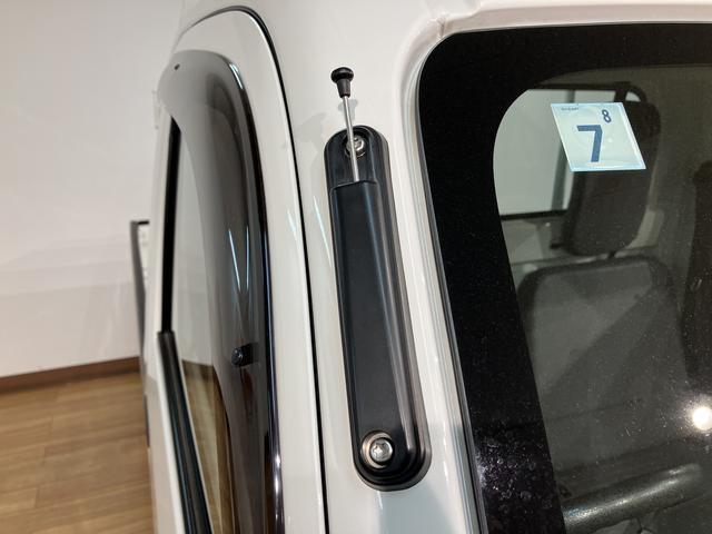 ハイゼットトラックハイルーフ／４ＷＤ／４ＡＴ／走行１．４万キロ／１年保証／４ＷＤ／４ＡＴ／走行１．４万キロ／パワーウインドウ／キーレス／エアコン／パワステ／ＦＭ＆ＡＭラジオ／１年間走行距離無制限保証／ゲートプロテクター／（大阪府）の中古車