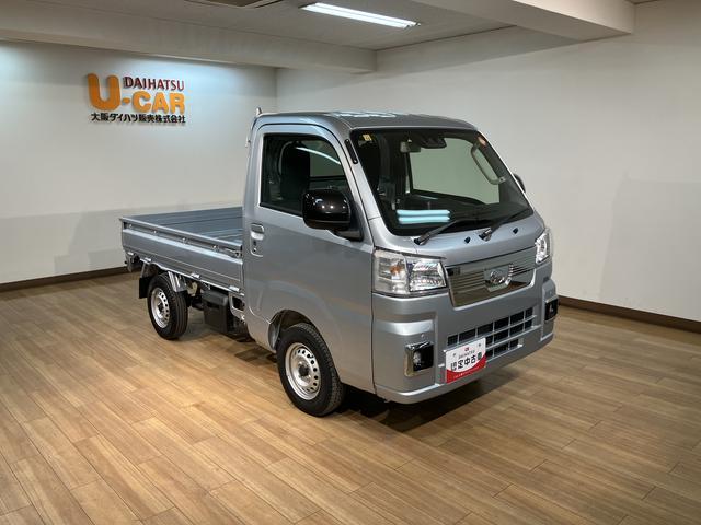 ハイゼットトラックＥＸＴ／元弊社試乗車／走行０．２万キロ／パワーウインドウ／元弊社試乗車／走行０．２万キロ／パワーウインドウ／電動格納ミラー／スマートキー／プッシュスタート／ＣＶＴ車／荷台作業灯／テールゲートチェーン／コーナーセンサー／衝突軽減ブレーキ／フォグランプ／（大阪府）の中古車