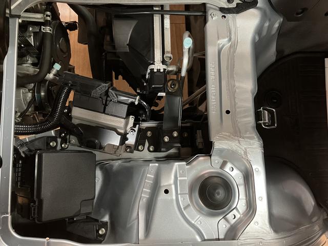 ハイゼットトラックＥＸＴ／元弊社試乗車／走行０．２万キロ／パワーウインドウ／元弊社試乗車／走行０．２万キロ／パワーウインドウ／電動格納ミラー／スマートキー／プッシュスタート／ＣＶＴ車／荷台作業灯／テールゲートチェーン／コーナーセンサー／衝突軽減ブレーキ／フォグランプ／（大阪府）の中古車