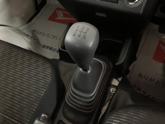 ハイゼットトラックＥＸＴ　４ＷＤ／５ＭＴ／走行０．７万キロ／ナビ／バックカメラ令和５年式／走行０．７万キロ／４ＷＤ（パートタイム）／５ＭＴ／ナビ／ＣＤ／ＡＭ／ＦＭ／Ｂｌｕｅｔｏｏｔｈ／バックカメラ／走行０．５万キロキーフリー／電動格納式ドアミラー／フォグランプ／（大阪府）の中古車