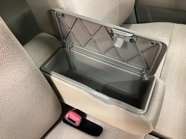 ムーヴＸリミテッド／４ＷＤ／走行２．３万キロ／タイヤ新品交換／４ＷＤ／走行２．３万キロ／タイヤ新品交換／１年間走行距離無制限保証／車検整備渡し／ナビ／バックカメラ／ドラレコ／ＥＴＣ／オートエアコン／アイドリングストップ／スマートキー／プッシュスタート／（大阪府）の中古車