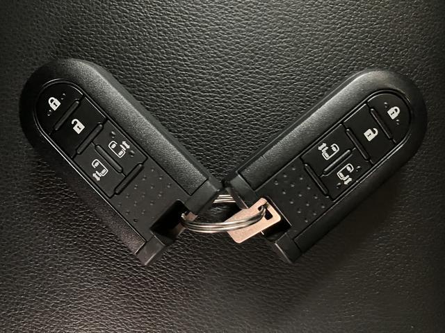 タントカスタムＸ　トップエディション／リミテッドＳＡIII８インチナビ／ＨＤＭＩ／ＵＳＢ／パノラマモニター／ＥＴＣ／運転席シートヒーター／電動格納ミラー／両側電動スライドドア／ヘッドライトオート／オートハイビーム／１４インチアルミホイール（大阪府）の中古車