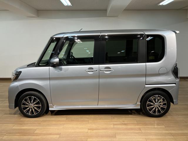 タントカスタムＸ　トップエディション／リミテッドＳＡIII８インチナビ／ＨＤＭＩ／ＵＳＢ／パノラマモニター／ＥＴＣ／運転席シートヒーター／電動格納ミラー／両側電動スライドドア／ヘッドライトオート／オートハイビーム／１４インチアルミホイール（大阪府）の中古車
