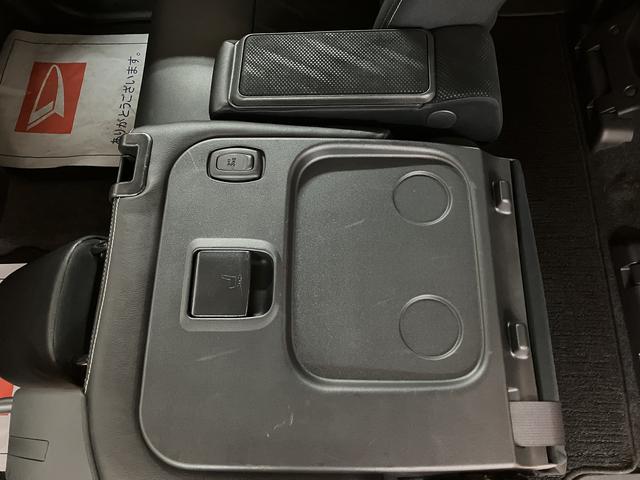 タントカスタムＲＳ　トップエディションＳＡIII　ナビ／ＥＴＣターボ車／ナビ（ＮＭＺＫ−Ｗ６８Ｄ）／ＣＤ／ＤＶＤ／Ｂｌｕｅｔｏｏｔｈ／ＵＳＢ／バックカメラ／両側パワースライド／キーフリー／ＬＥＤヘッドライト／衝突軽減ブレーキ／アルミホイール（大阪府）の中古車