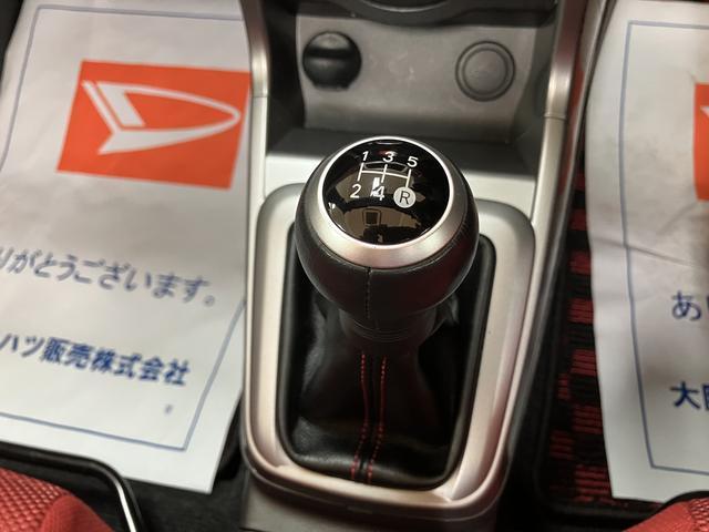 コペンセロ　Ｄ−ＳＰＯＲＴコンフォートショックキット／５ＭＴ令和５年式／走行２．３万キロ／５ＭＴ／ドラレコ／ＥＴＣ／キーフリー／ＬＥＤヘッドライト／シートヒーター／１６インチアルミホイール／革巻きステアリング／赤シート（大阪府）の中古車