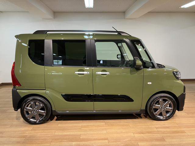 タントファンクロスターボ／走行距離５キロ／オーディオレス走行距離５キロ／ターボ車／オーディオレス／両側電動スライドドア／シートヒーター／電子パーキングブレーキ／バックカメラ／コーナーセンサー／１５インチアルミホイール（大阪府）の中古車