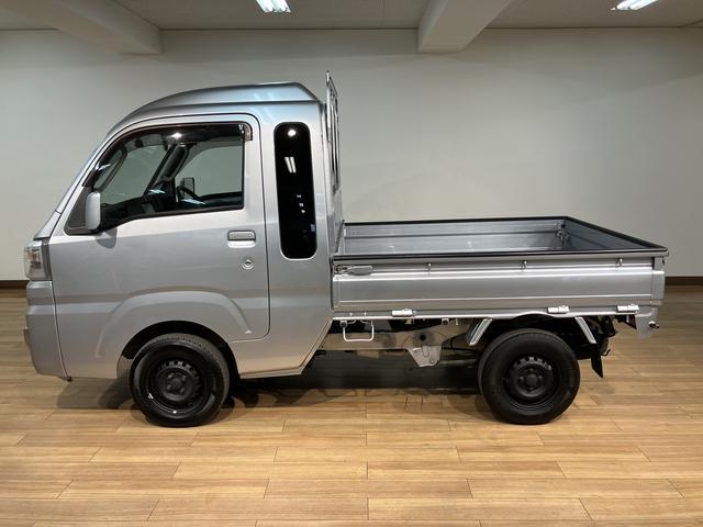 ハイゼットトラックジャンボ　４ＡＴ／２ＷＤ／走行５．５キロ／令和３年式車検整備付き／走行５．５万キロ／ナビ／ドラレコ／ＬＥＤヘッドライト／フォグランプ／パワーウィンド／キーレスエントリー／ゲートプロテクター（大阪府）の中古車