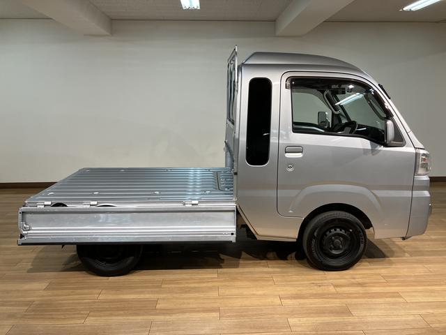 ハイゼットトラックジャンボ　４ＡＴ／２ＷＤ／走行５．５キロ／令和３年式車検整備付き／走行５．５万キロ／ナビ／ドラレコ／ＬＥＤヘッドライト／フォグランプ／パワーウィンド／キーレスエントリー／ゲートプロテクター（大阪府）の中古車