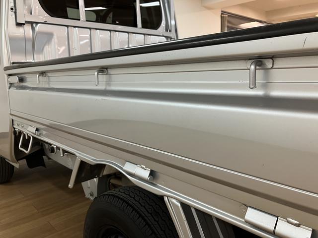 ハイゼットトラックジャンボ　４ＡＴ／２ＷＤ／走行５．５キロ／令和３年式車検整備付き／走行５．５万キロ／ナビ／ドラレコ／ＬＥＤヘッドライト／フォグランプ／パワーウィンド／キーレスエントリー／ゲートプロテクター（大阪府）の中古車