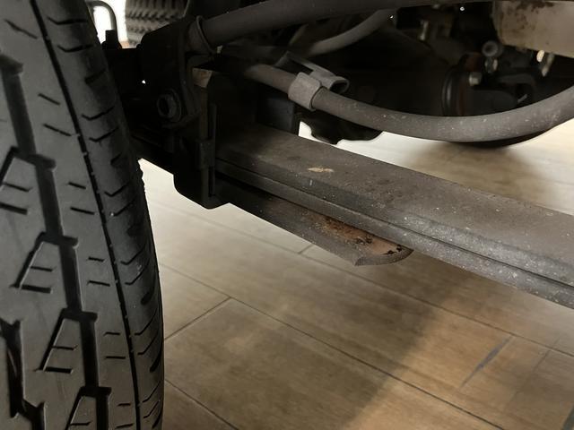 ハイゼットトラックジャンボ　４ＡＴ／２ＷＤ／走行５．５キロ／令和３年式車検整備付き／走行５．５万キロ／ナビ／ドラレコ／ＬＥＤヘッドライト／フォグランプ／パワーウィンド／キーレスエントリー／ゲートプロテクター（大阪府）の中古車
