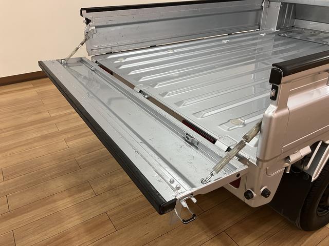 ハイゼットトラックジャンボ　４ＡＴ／２ＷＤ／走行５．５キロ／令和３年式車検整備付き／走行５．５万キロ／ナビ／ドラレコ／ＬＥＤヘッドライト／フォグランプ／パワーウィンド／キーレスエントリー／ゲートプロテクター（大阪府）の中古車