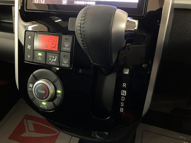 タントカスタムＲＳ　トップエディションＳＡIII　４ＷＤ４ＷＤ／ターボ車／８インチナビ／ＣＤ／ＤＶＤ／Ｂｌｕｅｔｏｏｔｈ／ＨＤＭＩ／ＥＴＣ／バックカメラ／両側パワースライドドア／キーフリー／ＬＥＤヘッドライト／衝突軽減ブレーキ／ドアエッジモール（大阪府）の中古車