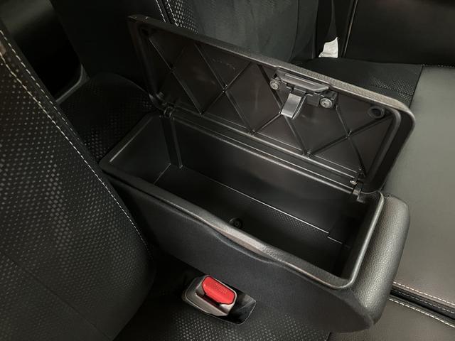 タントカスタムＲＳ　トップエディションＳＡIII　４ＷＤ４ＷＤ／ターボ車／８インチナビ／ＣＤ／ＤＶＤ／Ｂｌｕｅｔｏｏｔｈ／ＨＤＭＩ／ＥＴＣ／バックカメラ／両側パワースライドドア／キーフリー／ＬＥＤヘッドライト／衝突軽減ブレーキ／ドアエッジモール（大阪府）の中古車
