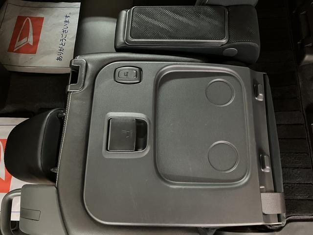 タントカスタムＲＳ　トップエディションＳＡIII　４ＷＤ４ＷＤ／ターボ車／８インチナビ／ＣＤ／ＤＶＤ／Ｂｌｕｅｔｏｏｔｈ／ＨＤＭＩ／ＥＴＣ／バックカメラ／両側パワースライドドア／キーフリー／ＬＥＤヘッドライト／衝突軽減ブレーキ／ドアエッジモール（大阪府）の中古車