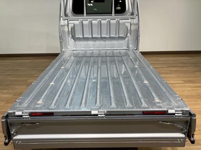 ハイゼットトラックエクストラＳＡIIIｔ／４ＷＤ／ＡＴ車／ドラレコ／キーレス／４ＷＤ／ＡＴ車／ドラレコ／キーレス／パワーウインドウ／衝突軽減ブレーキ／作業灯／テールゲートチェーン／ＣＤ／ＦＭ＆ＡＭラジオ／ＬＥＤフォグランプ／エアコン／パワステ／車検整備渡し／１年距離無制限保証／（大阪府）の中古車