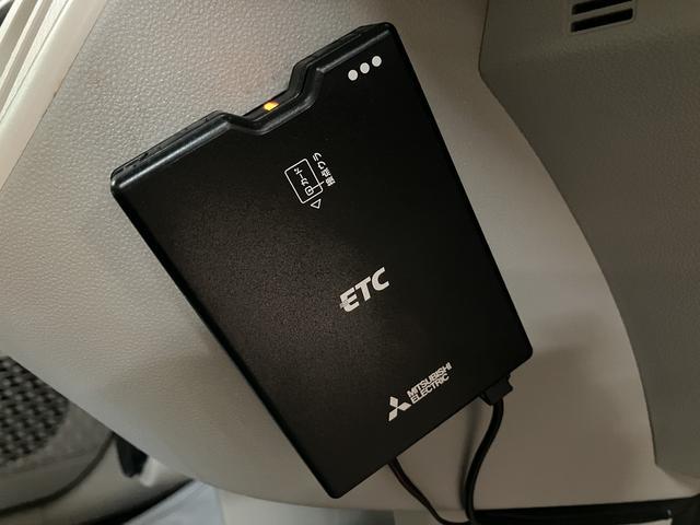 ムーヴＬ　ＳＡIII　ナビ／バックカメラ／ドラレコ／走行３．８万令和２年式／走行３．８万キロ／車検整備付き／ナビ（ＮＭＺＫ−Ｗ７０Ｄ）／ＣＤ／ＤＶＤ／Ｂｌｕｅｔｏｏｔｈ／ＵＳＢ／バックカメラ／ドラレコ／ＥＴＣ／キーレスエントリー／（大阪府）の中古車