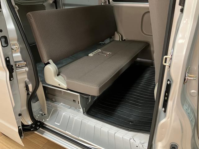 エブリイＰＣ　ナビ／ドラレコ／走行０．６万キロ／ナビ／フルセグ／Ｂｌｕｅｔｏｏｔｈ／ＣＤ／ＤＶＤ／ＵＳＢ／ドラレコ／衝突軽減ブレーキ／キーレスエントリー／電動格納式ドアミラー／シートヒーター（大阪府）の中古車