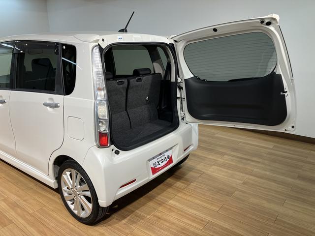 ムーヴカスタム　ＲＳ　ナビ／ドラレコ／ＥＴＣ／走行４．１万キロナビ（ＮＳＺＣ−Ｗ６０）／Ｂｌｕｅｔｏｏｔｈ／ＣＤ／ＤＶＤ／ＵＳＢ／フルセグ／ドラレコ／ＭＯＭＯ製ハンドル／プッシュボタンスタート／ＬＥＤヘッドライト／フォグランプ／（大阪府）の中古車