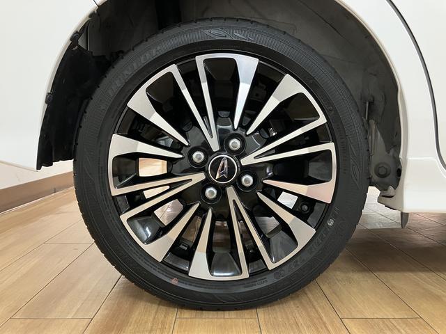 タントカスタムＲＳ　ナビ／前後ドラレコ／パノラマモニター／ＥＴＣターボ車／令和５年式／ナビ（ＮＭＺＬ−Ｗ７３Ｄ）／ＣＤ／ＤＶＤ／Ｂｌｕｅｔｏｏｔｈ／ＵＳＢ／パノラマモニター／前後ドラレコ／ＥＴＣ／両側パワースライド／キーフリー／革巻きステアリング／（大阪府）の中古車