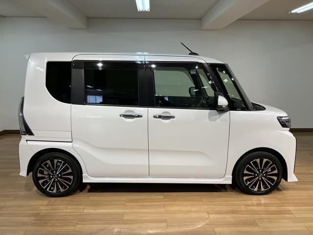 タントカスタムＲＳ　ナビ／前後ドラレコ／パノラマモニター／ＥＴＣターボ車／令和５年式／ナビ（ＮＭＺＬ−Ｗ７３Ｄ）／ＣＤ／ＤＶＤ／Ｂｌｕｅｔｏｏｔｈ／ＵＳＢ／パノラマモニター／前後ドラレコ／ＥＴＣ／両側パワースライド／キーフリー／革巻きステアリング／（大阪府）の中古車