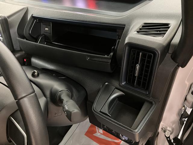 タントカスタムＲＳ　ナビ／前後ドラレコ／パノラマモニター／ＥＴＣターボ車／令和５年式／ナビ（ＮＭＺＬ−Ｗ７３Ｄ）／ＣＤ／ＤＶＤ／Ｂｌｕｅｔｏｏｔｈ／ＵＳＢ／パノラマモニター／前後ドラレコ／ＥＴＣ／両側パワースライド／キーフリー／革巻きステアリング／（大阪府）の中古車