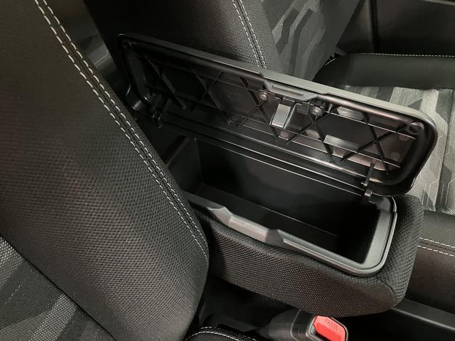タフトＧターボ　ダーククロムベンチャー　令和７年／走行１８キロターボ車／令和７年式／走行１８キロ／オーディオレス／バックカメラ／１５インチアルミホイール／ＬＥＤヘッドライト／電子パーキングブレーキ／ホールド機能／キーフリー（大阪府）の中古車