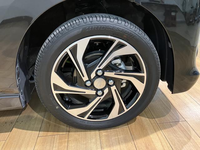 ムーヴカスタム　ＲＳ　ハイパーリミテッドＳＡIII　ナビ／パノラマターボ車／令和５年式／走行１．５万キロ／ナビ（ＮＭＺＫ−Ｗ７３Ｄ）／パノラマモニター／前後ドラレコ／ＥＴＣ／ＬＥＤヘッドライト／衝突軽減ブレーキ／フォグランプ／革巻きステアリング／（大阪府）の中古車
