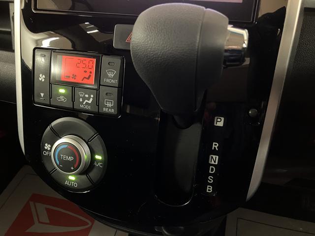 タントカスタムＸ　トップエディションＶＳ　ＳＡIII／１年保証付／８インチナビ／パノラマカメラ／ドラレコ／Ｂｌｕｅｔｏｏｔｈ／ＨＤＭＩ接続／ＵＳＢ接続／両側電動スライドドア／シートヒーター／ＬＥＤヘッドライト＆フォグランプ／ステアリングリモコン／スマートキー／（大阪府）の中古車