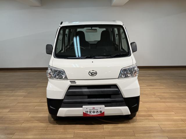 ハイゼットカーゴスペシャル／走行２．９万キロ／車検整備渡し／１年保証付／走行２．９万キロ／車検整備渡し／１年間走行距離無制限保証／４ＡＴ／ＦＭ＆ＡＭラジオ／ＵＳＢ接続／オートライト／アイドリングストップ／（大阪府）の中古車