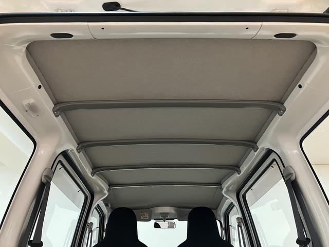 ハイゼットカーゴスペシャル／走行２．９万キロ／車検整備渡し／１年保証付／走行２．９万キロ／車検整備渡し／１年間走行距離無制限保証／４ＡＴ／ＦＭ＆ＡＭラジオ／ＵＳＢ接続／オートライト／アイドリングストップ／（大阪府）の中古車