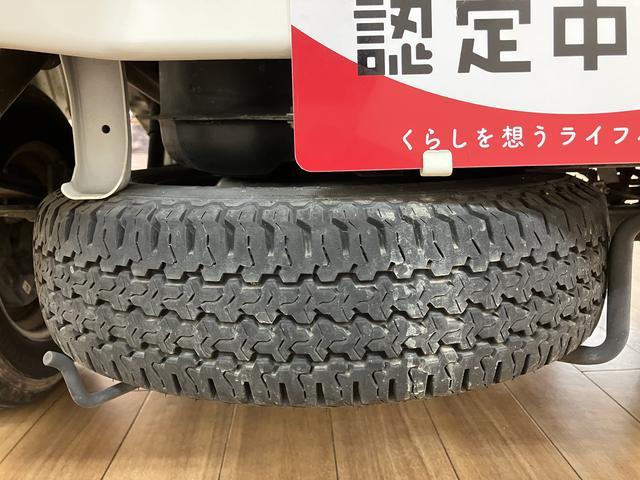 ハイゼットトラックスタンダード　２ＷＤ／５ＭＴ／令和２年式／走行４．１万キロ令和２年式／走行４．１万キロ／２ＷＤ／５ＭＴ／ゲートプロテクター／リヤガラススモーク／１年間距離無制限保証／エアコン／パワステ（大阪府）の中古車