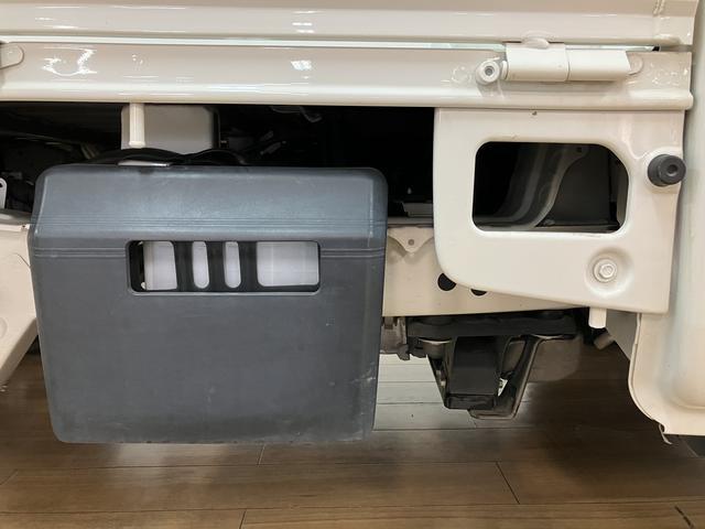 ハイゼットトラックスタンダード　２ＷＤ／５ＭＴ／令和２年式／走行４．１万キロ令和２年式／走行４．１万キロ／２ＷＤ／５ＭＴ／ゲートプロテクター／リヤガラススモーク／１年間距離無制限保証／エアコン／パワステ（大阪府）の中古車