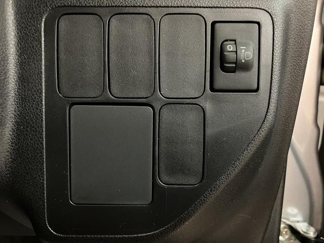 エッセＤ　平成２２年式／走行１．９万キロ／車検整備付き平成２２年式／走行１．９万キロ／車検整備付き／１年間距離無制限保証／ＣＤステレオ／キーレスエントリ／カーペットマット／バイザー／パワーウィンド（大阪府）の中古車