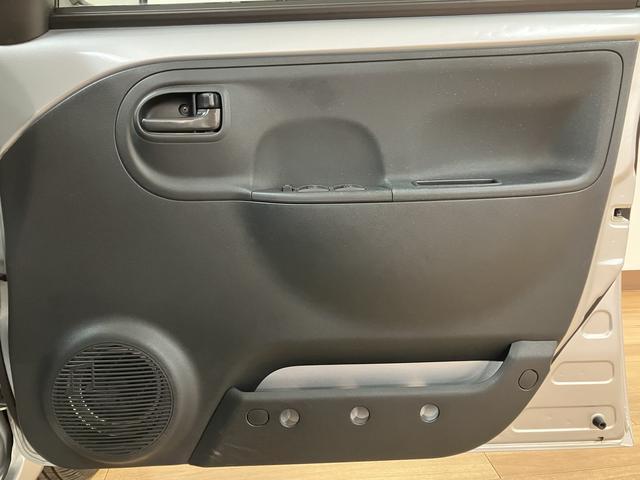 エッセＤ　平成２２年式／走行１．９万キロ／車検整備付き平成２２年式／走行１．９万キロ／車検整備付き／１年間距離無制限保証／ＣＤステレオ／キーレスエントリ／カーペットマット／バイザー／パワーウィンド（大阪府）の中古車