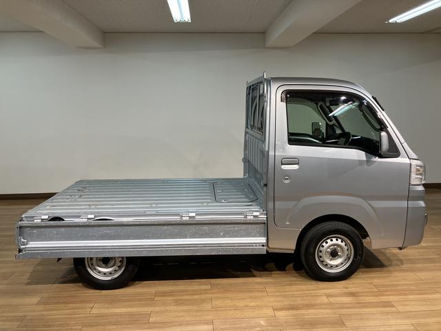 ハイゼットトラックエクストラＳＡIIIｔ　４ＷＤ・ＭＴ・エントリーナビ・ＥＴＣ４ＷＤ・ＭＴ・衝突回避軽減ブレーキ付き・エントリーナビ・Ｂｌｕｅｔｏｏｔｈ・ナビ連動フロントドラレコ・ＥＴＣ・ＬＥＤデイランプ・工具箱・バックモニター付き（大阪府）の中古車