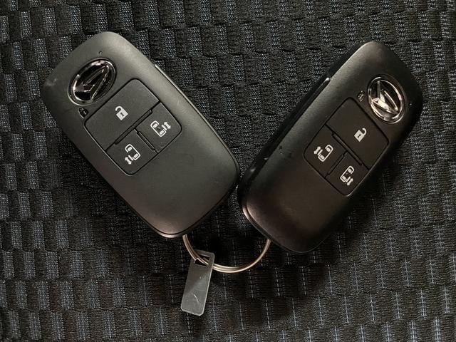 タントカスタムＸ　９インチディスプレイオーディオ／バックカメラ９インチディスプレイオーディオ／Ｂｌｕｅｔｏｏｔｈ／ＨＤＭＩ／フルセグ／バックカメラ／前後ドラレコ／ＥＴＣ／キーフリー／シートヒーター／ＬＥＤヘッドライト・フォグランプ／両側パワースライドドア（大阪府）の中古車