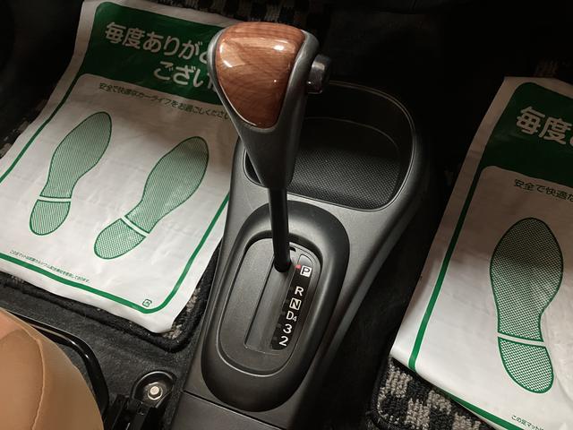 ミラジーノプレミアムX/CD・MD/ETC/MOMOステ/キーレス1年間走行距離無制限保証/走行7.9万km/CD・MD/ETC/キーレスエントリー/MOMOステアリング/オートエアコン/電動格納ドアミラー/ハロゲンヘッドライト・フォグランプ/マット/バイザー(大阪府)の中古車