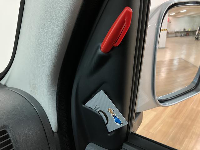 ハイゼットカーゴクルーズリミテッド/走行1.1万キロ/車検整備渡し/1年保証走行1.1万キロ/ナビ/Bluetooth/ドラレコ/ETC/車検整備渡し/1年間走行距離無制限保証/パワーウインドウ/電動格納ミラー/キーレス/オーバーヘッドシェルフ/トップシェイドガラス/(大阪府)の中古車