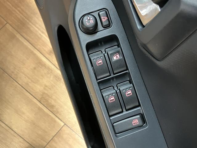 ミライースＸ　ＳＡIII　　ナビ／ＥＴＣ／車検整備付き平成３０年式／走行４．２万キロ／ナビ（ＮＭＺＫ−Ｗ６８Ｄ）／ＥＴＣ／ＬＥＤヘッドライト／キーレスエントリー／衝突軽減ブレーキ／（大阪府）の中古車