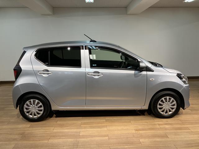 ミライースＸ　ＳＡIII　　ナビ／ＥＴＣ／車検整備付き平成３０年式／走行４．２万キロ／ナビ（ＮＭＺＫ−Ｗ６８Ｄ）／ＥＴＣ／ＬＥＤヘッドライト／キーレスエントリー／衝突軽減ブレーキ／（大阪府）の中古車