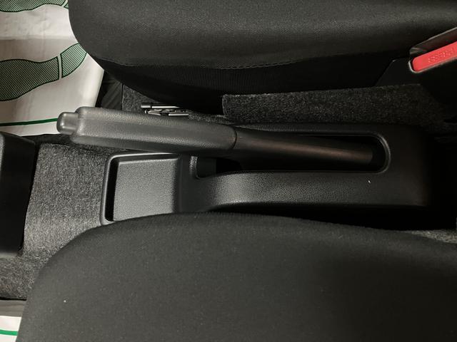 ミライースＧ　リミテッドＳＡIII／走行１．３万キロ／ＤＶＤチューナー走行１．３万キロ／純正ＣＤ＆ＤＶＤチューナー／バックカメラ／１年間走行距離無制限保証／衝突軽減ブレーキ／ＬＥＤヘッドライト／電動格納ミラー／プッシュスタート／コーナーセンサー／サイドエアバッグ／（大阪府）の中古車