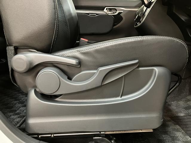 ムーヴカスタム　ＲＳ　ハイパーリミテッドＳＡIII　８インチナビ純正８インチナビ（ＮＳＺＮ−Ｙ７０ＤＳ）／フルセグ／ＣＤ／ＤＶＤ／Ｂｌｕｅｔｏｏｔｈ／ＨＤＭＩ／パノラマモニター／前後ドラレコ／ＥＴＣ／ＬＥＤヘッドライト／革巻ステアリング／シートヒーター／キーフリー（大阪府）の中古車