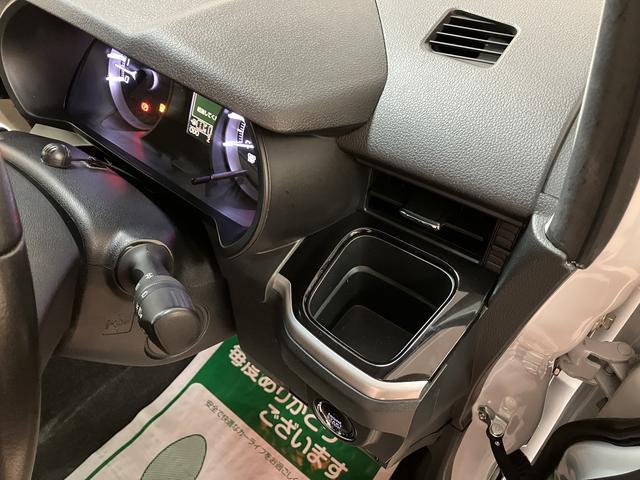 ムーヴカスタム　ＲＳ　ハイパーリミテッドＳＡIII　８インチナビ純正８インチナビ（ＮＳＺＮ−Ｙ７０ＤＳ）／フルセグ／ＣＤ／ＤＶＤ／Ｂｌｕｅｔｏｏｔｈ／ＨＤＭＩ／パノラマモニター／前後ドラレコ／ＥＴＣ／ＬＥＤヘッドライト／革巻ステアリング／シートヒーター／キーフリー（大阪府）の中古車